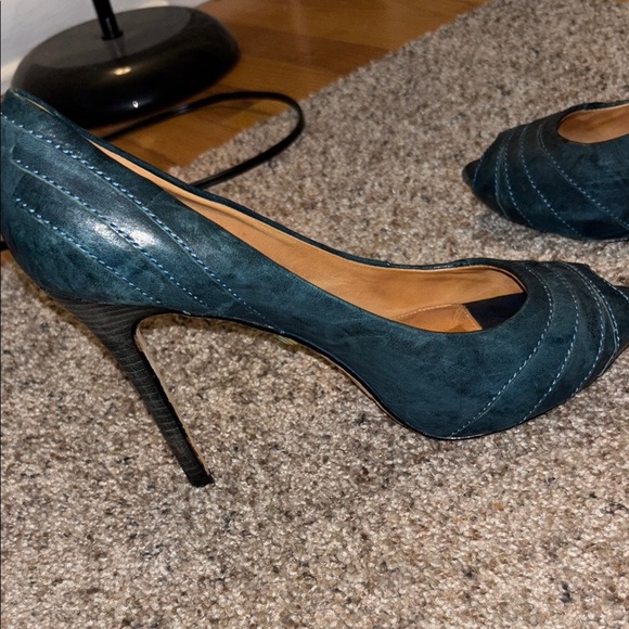 L.A.M.B. Gwen Stefani lamb aqua color size 10 heels - Picture 4 of 9